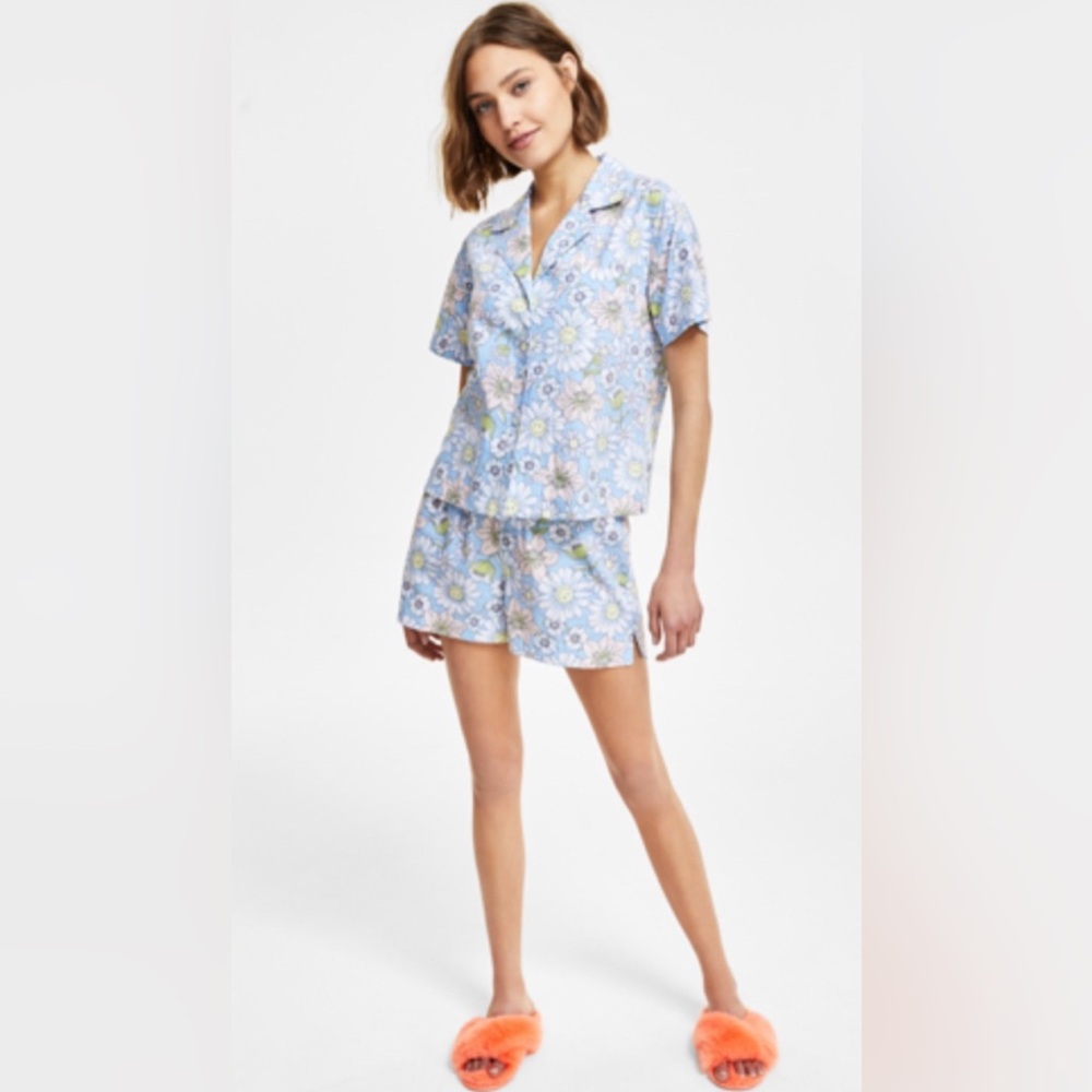 JENNI Women's 2pc Woven Notched-Collar Short Pajamas Set Floral Blue Sz …